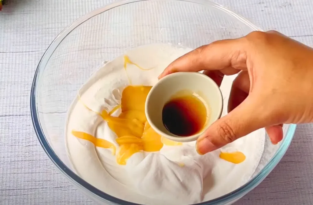 3 Ingredient Vanilla Ice Cream