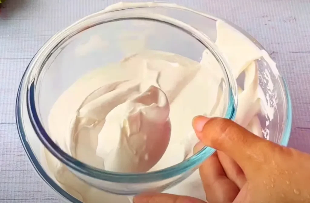 3 Ingredient Vanilla Ice Cream