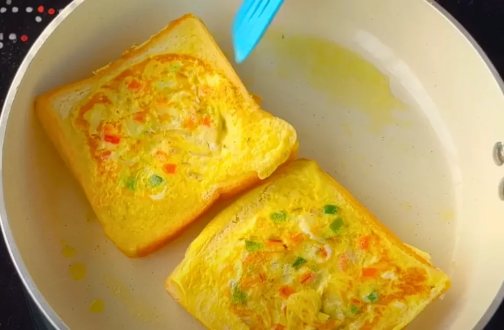Easy Cheesy Egg Toast Recipe