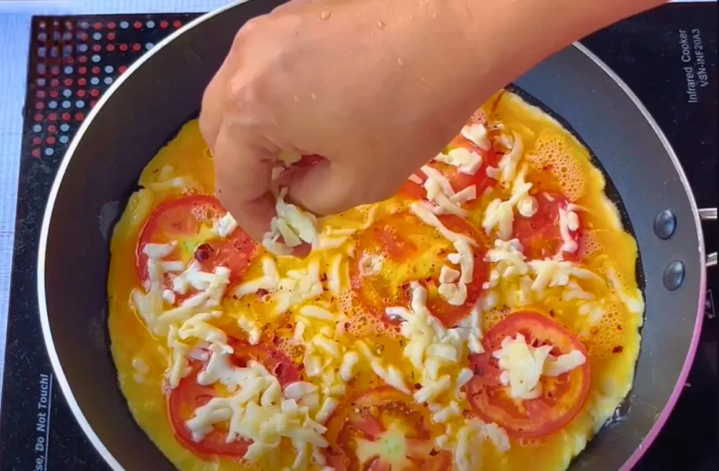 Egg Omelette Pizza