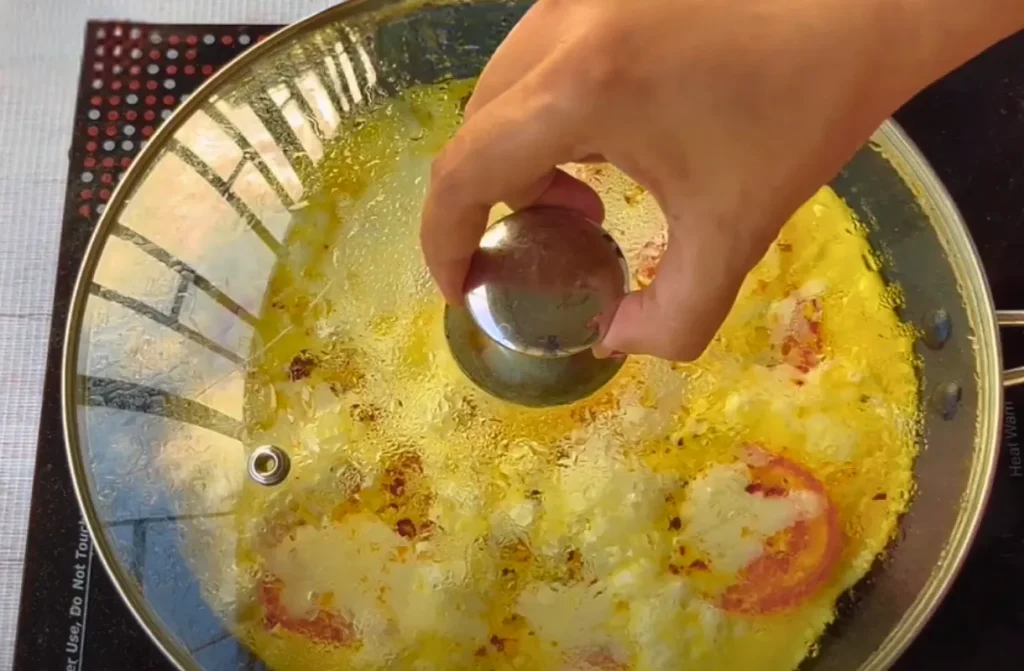 Egg Omelette Pizza