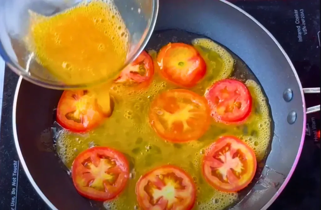 Egg Omelette Pizza